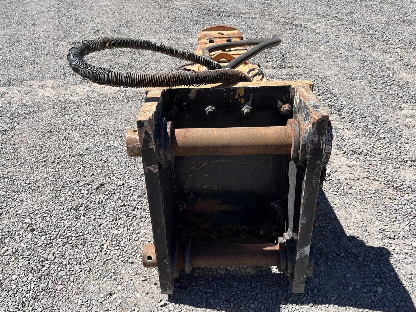 ./imagenes/INVOICE/2019/18071/MARTILLO HIDRAULICO (3).JPG